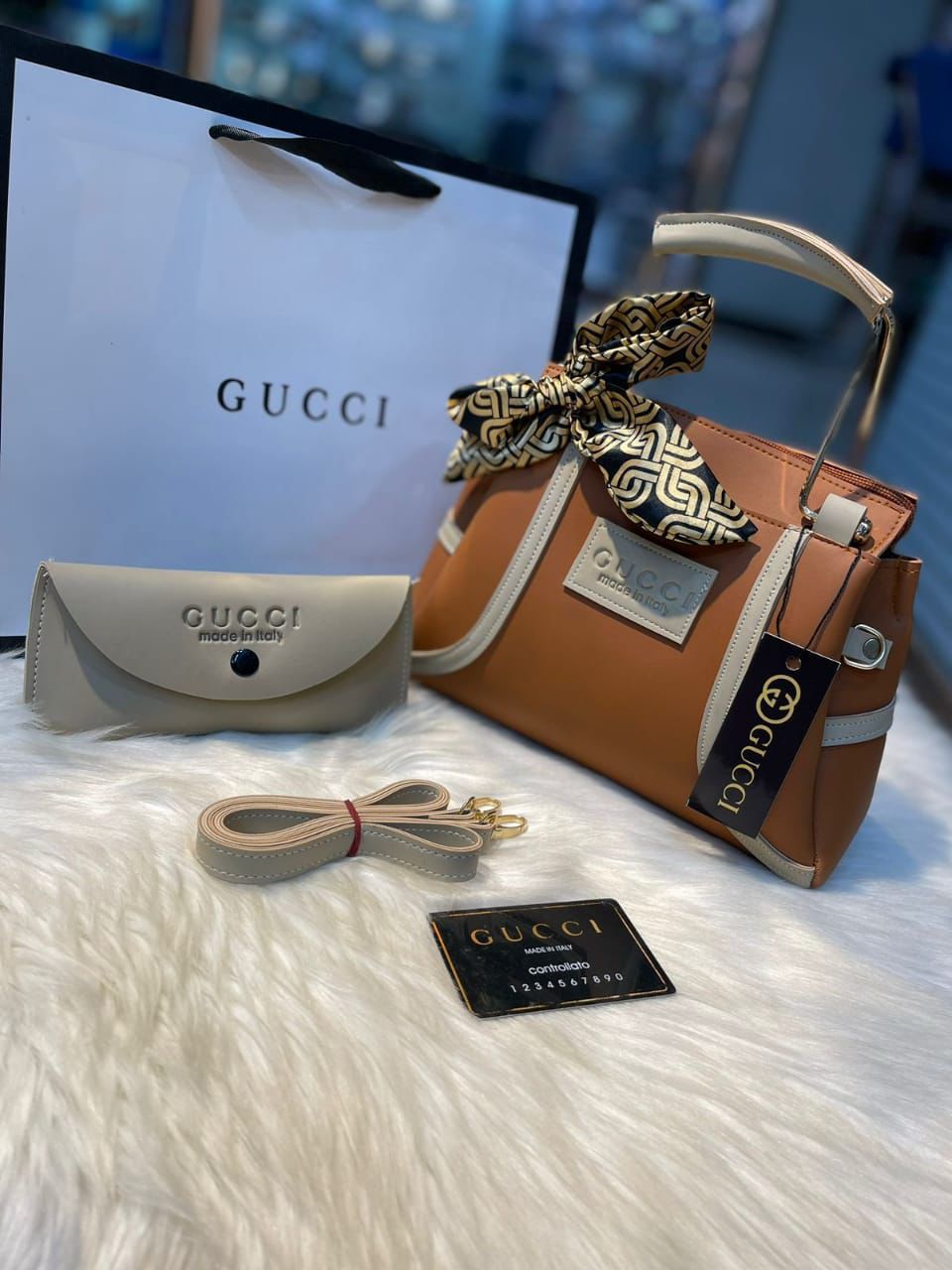 Gucci Handbags With Wallet and Ribbon
