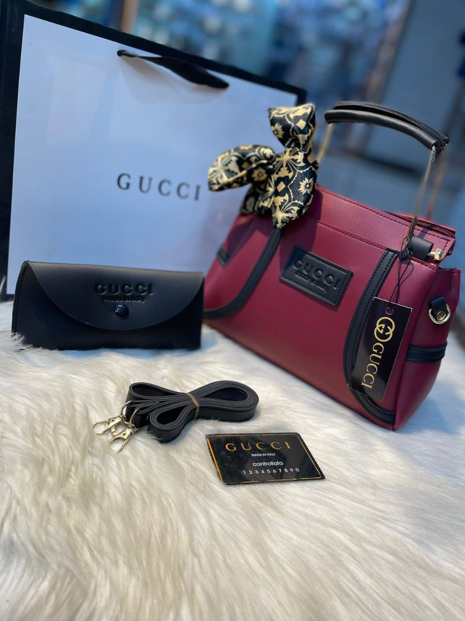 Gucci Handbags With Wallet and Ribbon